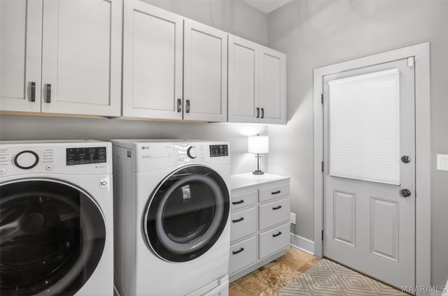 9536 Crescent Lodge Drive, Pike Road, AL 36064