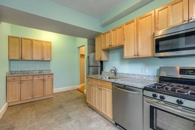 238 S Huntington Ave 1, Boston, MA 02130