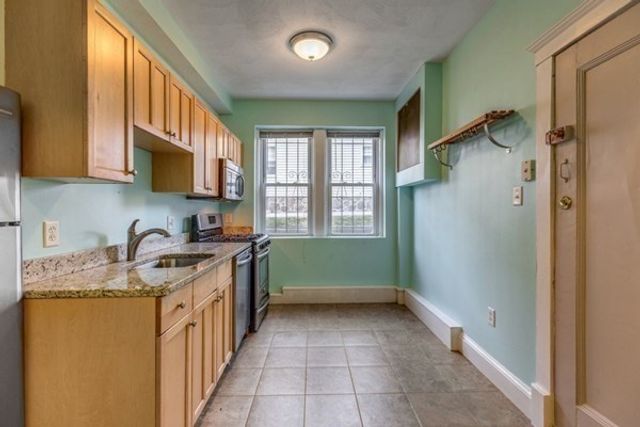 238 S Huntington Ave 1, Boston, MA 02130