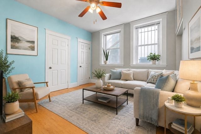 238 S Huntington Ave 1, Boston, MA 02130