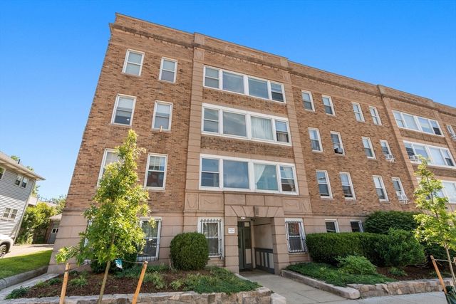 238 S Huntington Ave 1, Boston, MA 02130