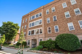238 S Huntington Ave 1, Boston, MA 02130
