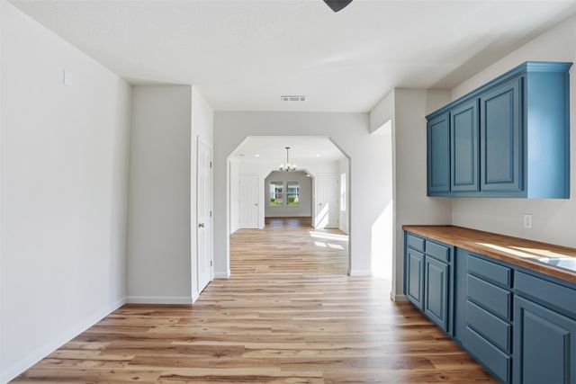 410 S Spears Street, Alvarado, TX 76009