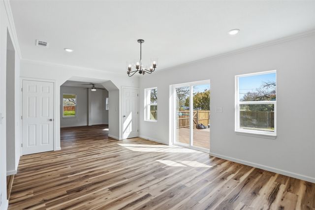 410 S Spears Street, Alvarado, TX 76009