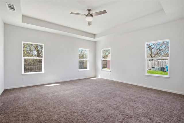 410 S Spears Street, Alvarado, TX 76009