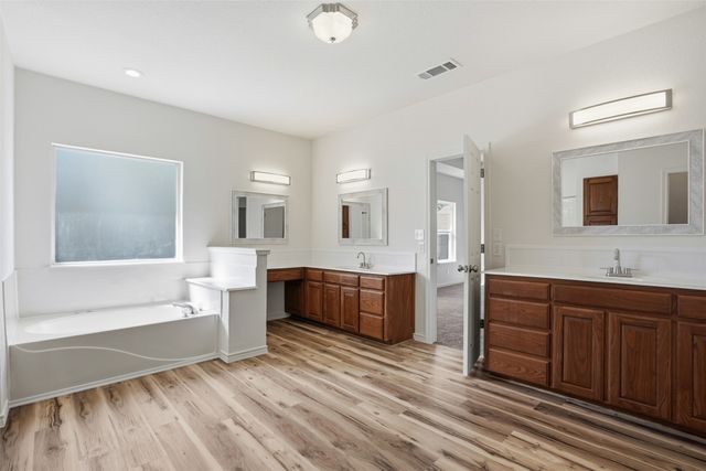 410 S Spears Street, Alvarado, TX 76009