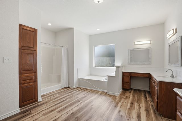 410 S Spears Street, Alvarado, TX 76009