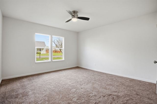 410 S Spears Street, Alvarado, TX 76009