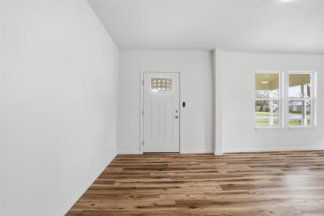 410 S Spears Street, Alvarado, TX 76009