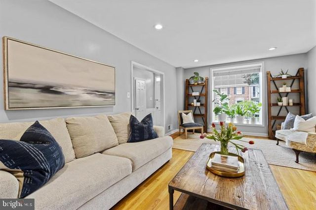 6707 MELROSE DR, Mclean, VA 22101