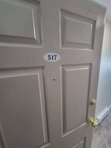 46 Edgeworth 517, Worcester, MA 01605