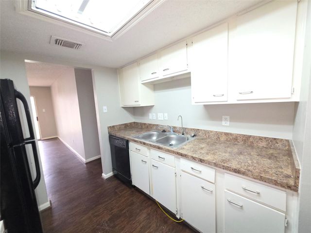 9814 Kiwi Lane, Conroe, TX 77385