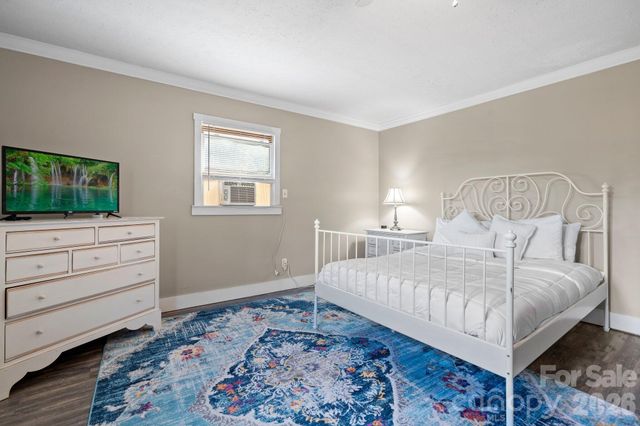 540 Duncan Creek Road, Fletcher, NC 28732