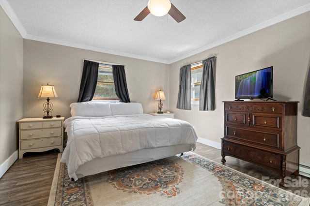 540 Duncan Creek Road, Fletcher, NC 28732
