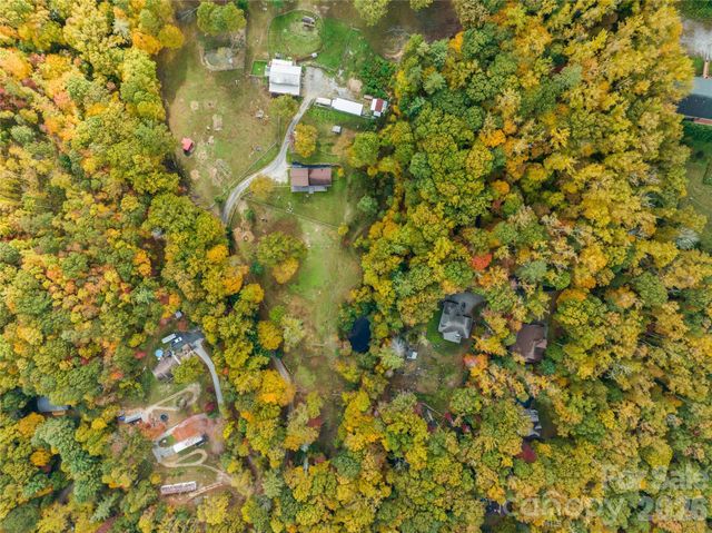 540 Duncan Creek Road, Fletcher, NC 28732