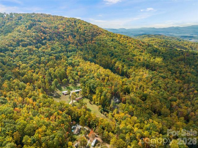 540 Duncan Creek Road, Fletcher, NC 28732