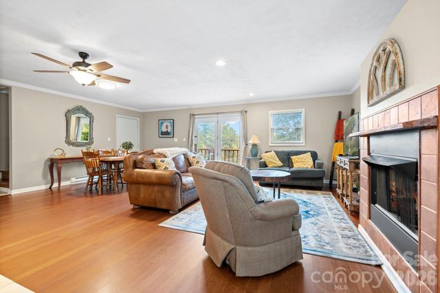 540 Duncan Creek Road, Fletcher, NC 28732