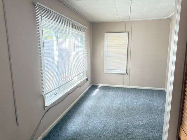 21345 Inkster Road, Farmington, MI 48336