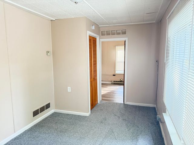21345 Inkster Road, Farmington, MI 48336