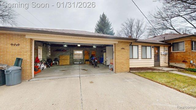 20201 Lochmoor Street, Harper Woods, MI 48225