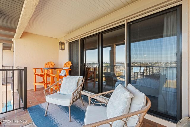 130 Spencer Farlow Drive 130, Carolina Beach, NC 28428