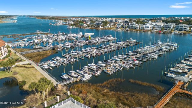 130 Spencer Farlow Drive 130, Carolina Beach, NC 28428