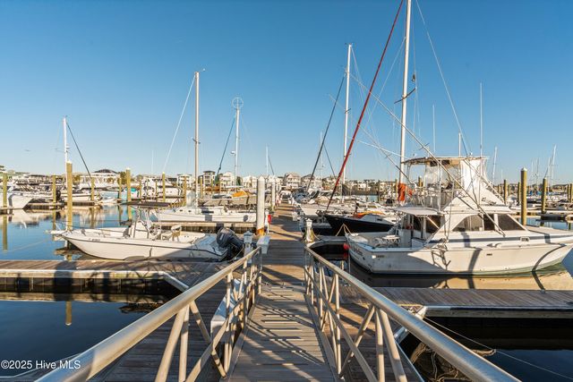 130 Spencer Farlow Drive 130, Carolina Beach, NC 28428