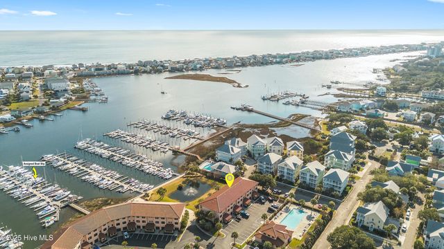 130 Spencer Farlow Drive 130, Carolina Beach, NC 28428