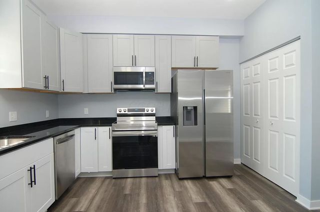 208 N Guilford Avenue, Columbus, OH 43222