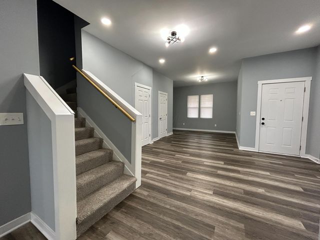 208 N Guilford Avenue, Columbus, OH 43222