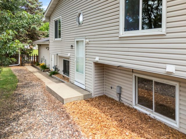 1630 108th Lane NW, Coon Rapids, MN 55433