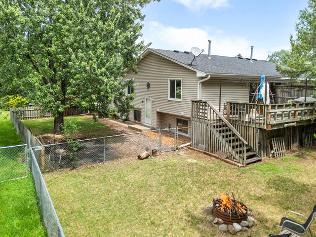 1630 108th Lane NW, Coon Rapids, MN 55433