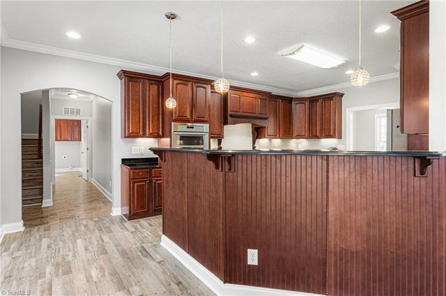 259 Lynne Terry Drive, Thomasville, NC 27360