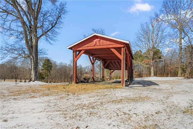 259 Lynne Terry Drive, Thomasville, NC 27360