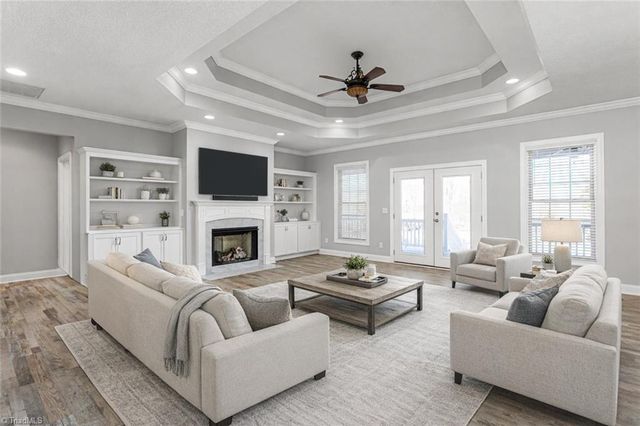 259 Lynne Terry Drive, Thomasville, NC 27360