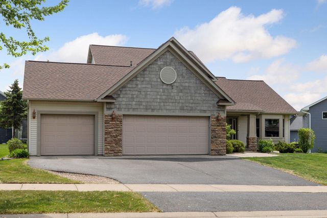 2164 Rushmore Drive, River Falls, WI 54022