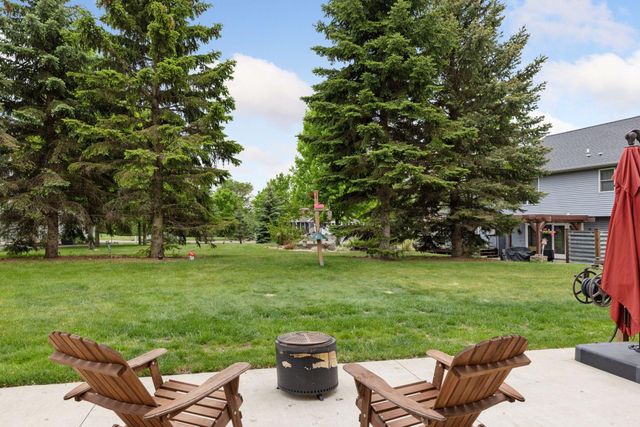 2164 Rushmore Drive, River Falls, WI 54022