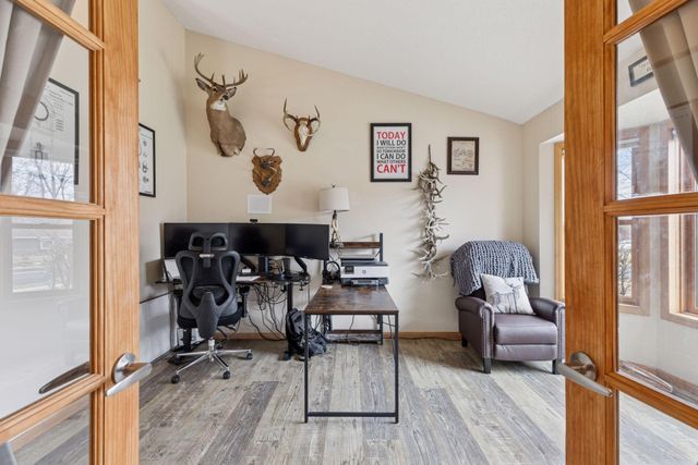2164 Rushmore Drive, River Falls, WI 54022