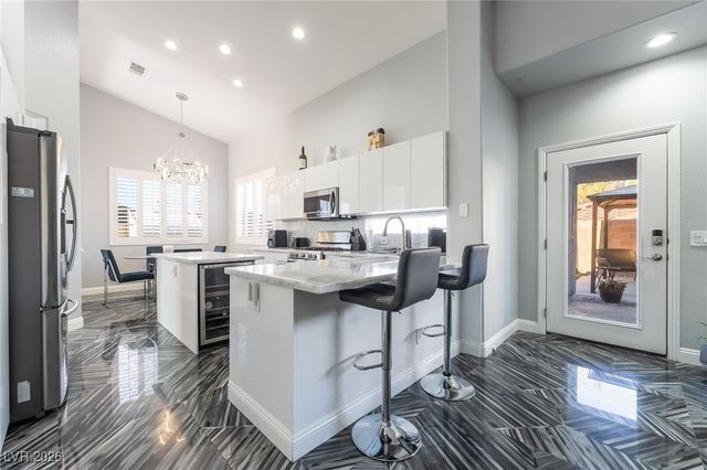 2076 East Wigwam Avenue, Las Vegas, NV 89123