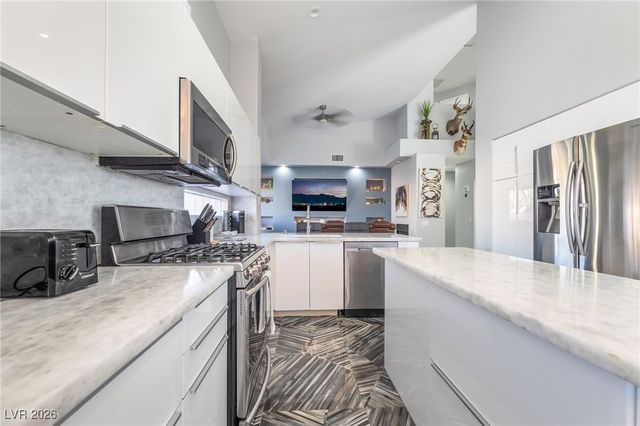 2076 East Wigwam Avenue, Las Vegas, NV 89123