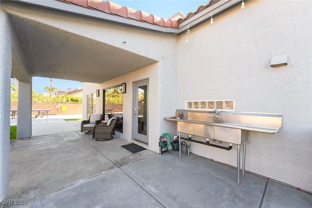 2076 East Wigwam Avenue, Las Vegas, NV 89123