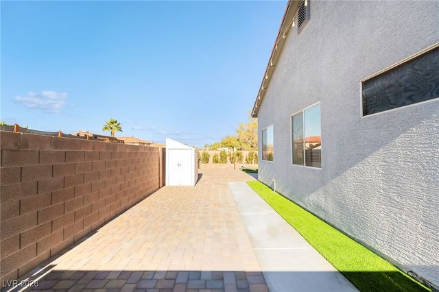 2076 East Wigwam Avenue, Las Vegas, NV 89123