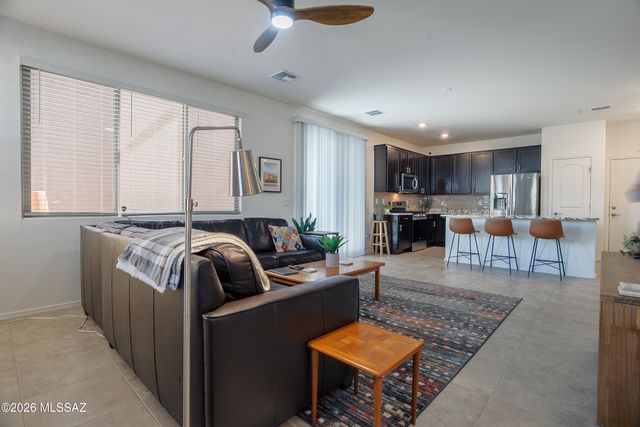 1081 E Ascent Street, Tucson, AZ 85719