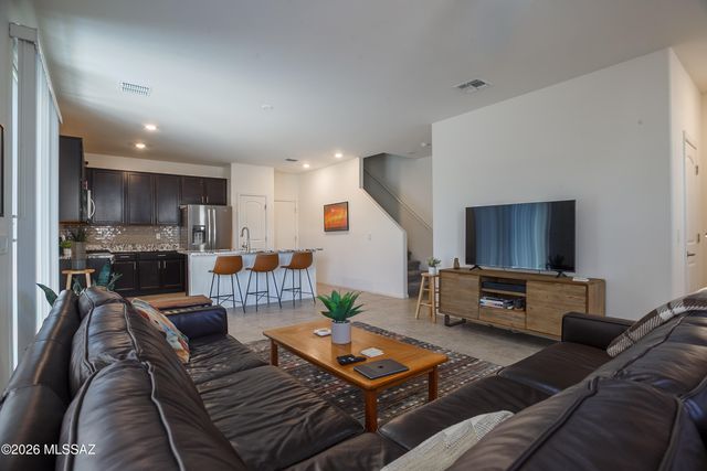 1081 E Ascent Street, Tucson, AZ 85719