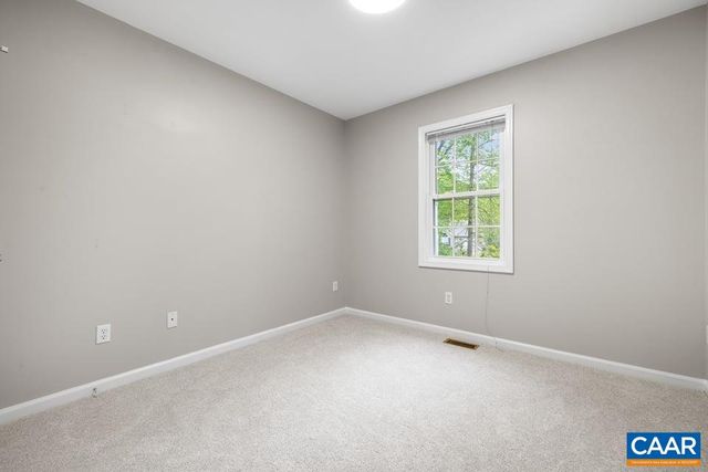 29 TUSCARORA DR, Palmyra, VA 22963