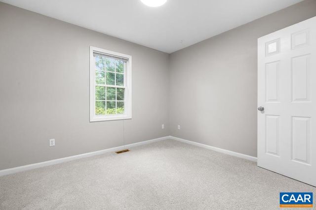 29 TUSCARORA DR, Palmyra, VA 22963
