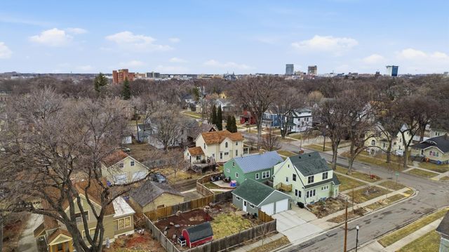 519 14th Street S, Fargo, ND 58103