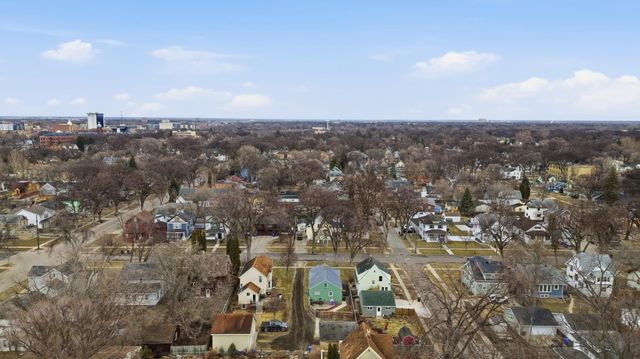 519 14th Street S, Fargo, ND 58103