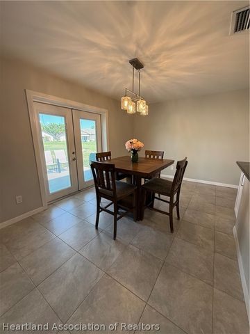 13 Hillcrest Street, Lake Placid, FL 33852