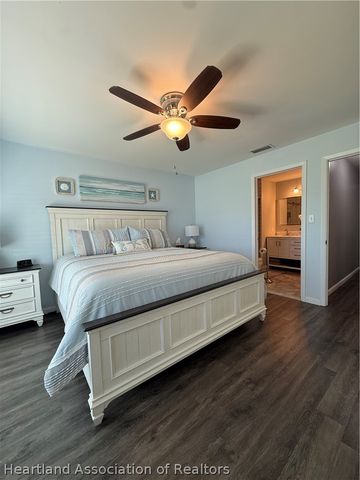 13 Hillcrest Street, Lake Placid, FL 33852